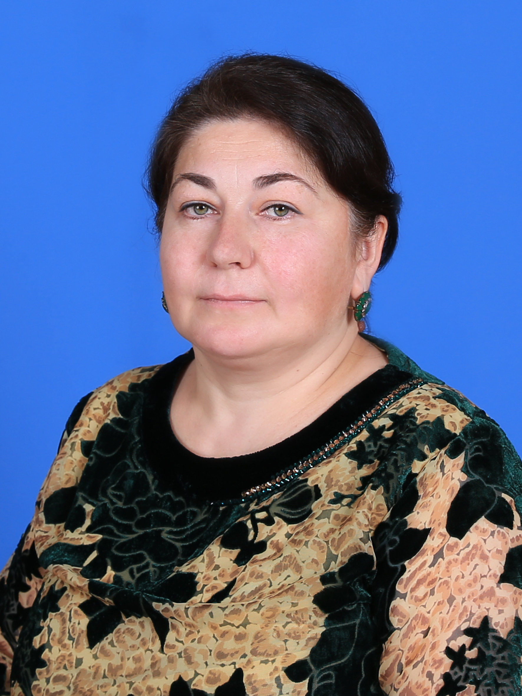 Атлуханова Оксана Руслановна.